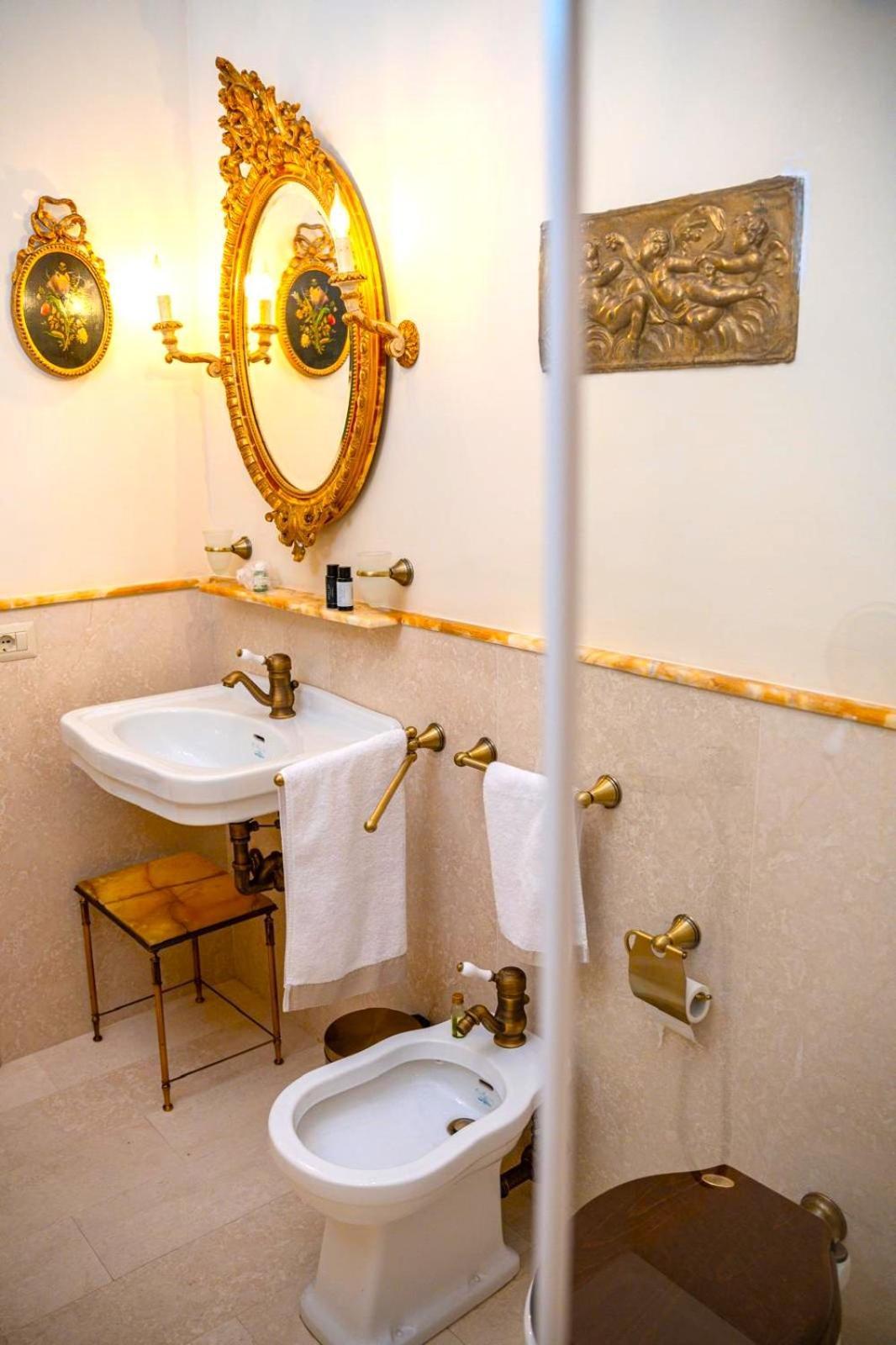La Casa Di Agartha Bed & Breakfast Bolsena Dış mekan fotoğraf